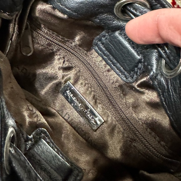 Adreanne Vittadini mini purse, lamb leather, magnetic closer, great condition - Picture 6 of 9